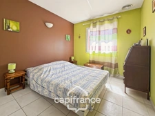 Maison à vendre  de plain-pied avec 6 pièces à SAINT UZE (26)