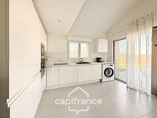 Maison plain-pied de 65,4m² à vendre à BEAUSEMBLANT (26)