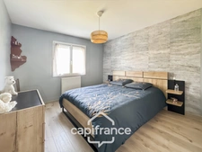 Maison à vendre 6 pièces SAINT CYR (07)