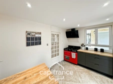 Maison à vendre 9 pièces de 197m² à Châteauneuf-de-Galaure (26)