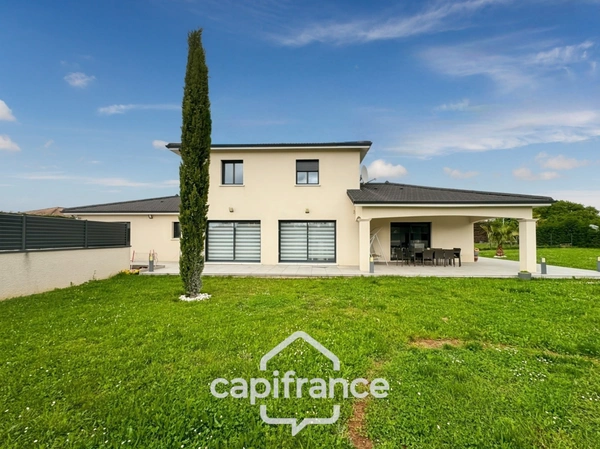 Maison à vendre 7 pièces CLONAS SUR VAREZE (38)