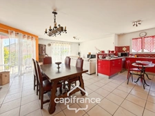 Maison à vendre  de plain-pied avec 6 pièces à SAINT UZE (26)