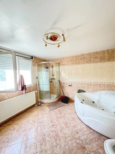 Maison familiale  à vendre 8 pièces  245 m2 BOBIGNY 635000€