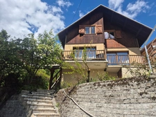 Maison à vendre 10 pièces  (05)