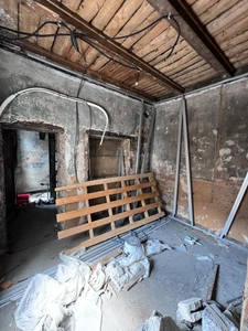 Triplex to Renovate – 60 m² total – 15 m² Terrace – €76,000 incl. agency fees 📍 Sarreguemines – City center