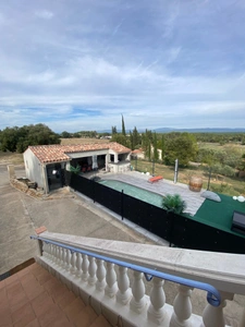 Maison à vendre 7 pièces MONTMEYAN (83)