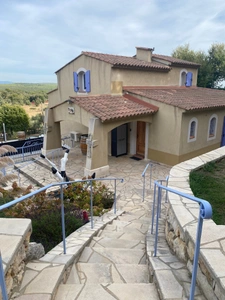 Maison à vendre 7 pièces MONTMEYAN (83)
