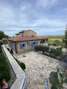 Maison à vendre 7 pièces MONTMEYAN (83)