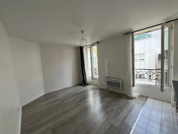 BEL APPARTEMENT 2 PIECES 37M2 ENV. PLEIN CENTRE DU PRE SAINT GERVAIS (93) PROXIMITE COMMERCES ET METRO 