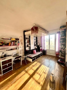 BEAU APPARTEMENT STUDIO/F1 DE 28M2 EN VIAGER OCCUPE QUARTER DES BUTTES CHAUMONT A PARIS 19EME