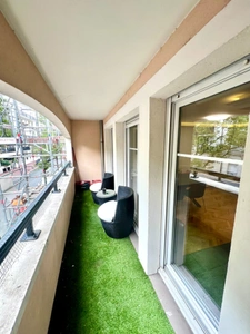 Appartement 3 pièces de 65m2 avec balcon , terrasse , cave et parking privatif à ST MAURICE (94410)