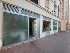 Beau local commercial de 62m2 au CANNET ( secteur Rocheville ) 