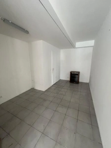 LOCAL COMMERCIAL DE 71M2 A VENDRE - SECTEUR PLAGE - CENTRE VILLE DE JUAN LES PINS (06)