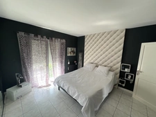 SUPERBE MAISON DE 8 PIECES DE 215 M2 , TERRASSE , JARDIN ET GARAGE DOUBLE - QUARTIER PRIVILEGIE DU HAUT DE BONNEUIL (94380)