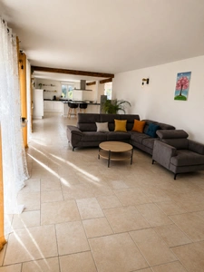 Maison à vendre 9 pièces Proche de AUNEUIL (60)