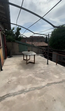 RABASTENS - MAISON DE VILLE avec TERRASSE ET GARAGE