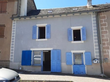 Maison de village à ARVIEU