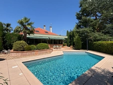 ALBI - BELLE PROPRIETE FAMILIALE AVEC PISCINE.
