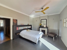 Albi city centre, family home with garden and swimming pool, 6 bedrooms