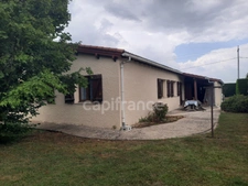 CESTAYROLS. Vaste maison familiale avec garage et jardin