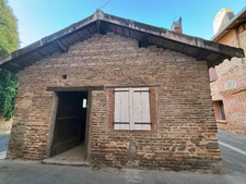 LISLE SUR TARN - GRANDE MAISON DE VILLE.