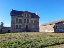 Proche Naucelle en Aveyron 12 - Viager libre