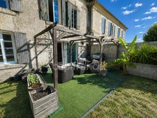 Ancien corps de ferme rénové – 3 chambres – Plein sud – Fort potentiel d’agrandissement