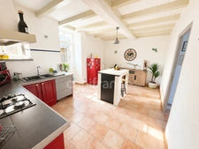 Maison de caractère 162 m² avec 3 dépendances à Corme-Royal