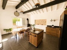 Maison entièrement rénovée avec moulin – 3 chambres – Dépendance de 116 m² – Secteur très calme