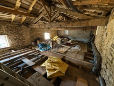 Ancien corps de ferme rénové – 3 chambres – Plein sud – Fort potentiel d’agrandissement