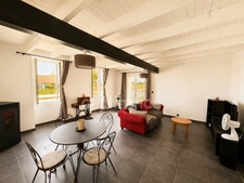 Maison entièrement rénovée avec moulin – 3 chambres – Dépendance de 116 m² – Secteur très calme