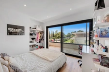 Villa contemporaine récente 8 piéces avec piscine