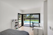 Villa contemporaine récente 8 piéces avec piscine