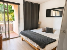 SAINT-RAPHAËL – VALESCURE | T3 EN REZ-DE-JARDIN AVEC GARAGE ET CAVE