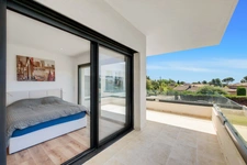 Villa contemporaine récente 8 piéces avec piscine