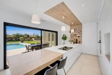 Villa contemporaine récente 8 piéces avec piscine