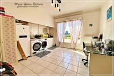 Maison à vendre 6 pièces BON ENCONTRE (47)Grande maison familiale de 170m²  avec jardin, double garage et nombreuses possibilités, 3 entrées.