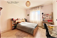 Maison à vendre 6 pièces BON ENCONTRE (47)Grande maison familiale de 170m²  avec jardin, double garage et nombreuses possibilités, 3 entrées.