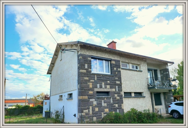 Maison à vendre 7 pièces LEZOUX (63)