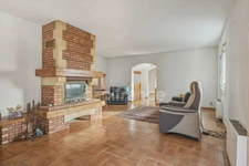 House for sale, 6 rooms, CROZET (01)
