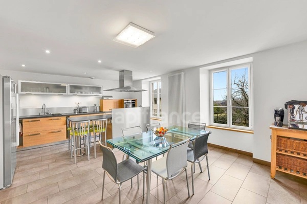 Maison à vendre 6 pièces GEX (01)