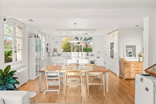 House for sale 6 rooms DIVONNE LES BAINS (01) - full mezzanine, garage, cellar, laundry room, garden