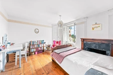 House for sale 10 rooms GEX (01)