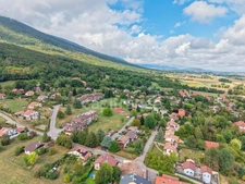 Maison à vendre 4 pièces SERGY (01)