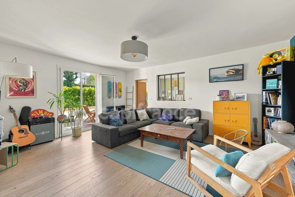 Appartement à vendre 4 pièces FERNEY VOLTAIRE (01)