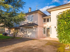 Maison à vendre 6 pièces CROZET (01)