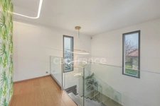 Maison à vendre 7 pièces CROZET (01)