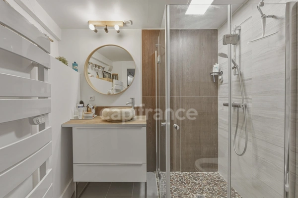 Appartement à vendre 4 pièces GEX (01)