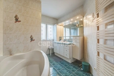 Maison à vendre 6 pièces CROZET (01)