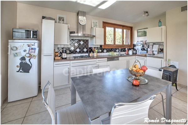 Maison à vendre 4 pièces GEX (01)